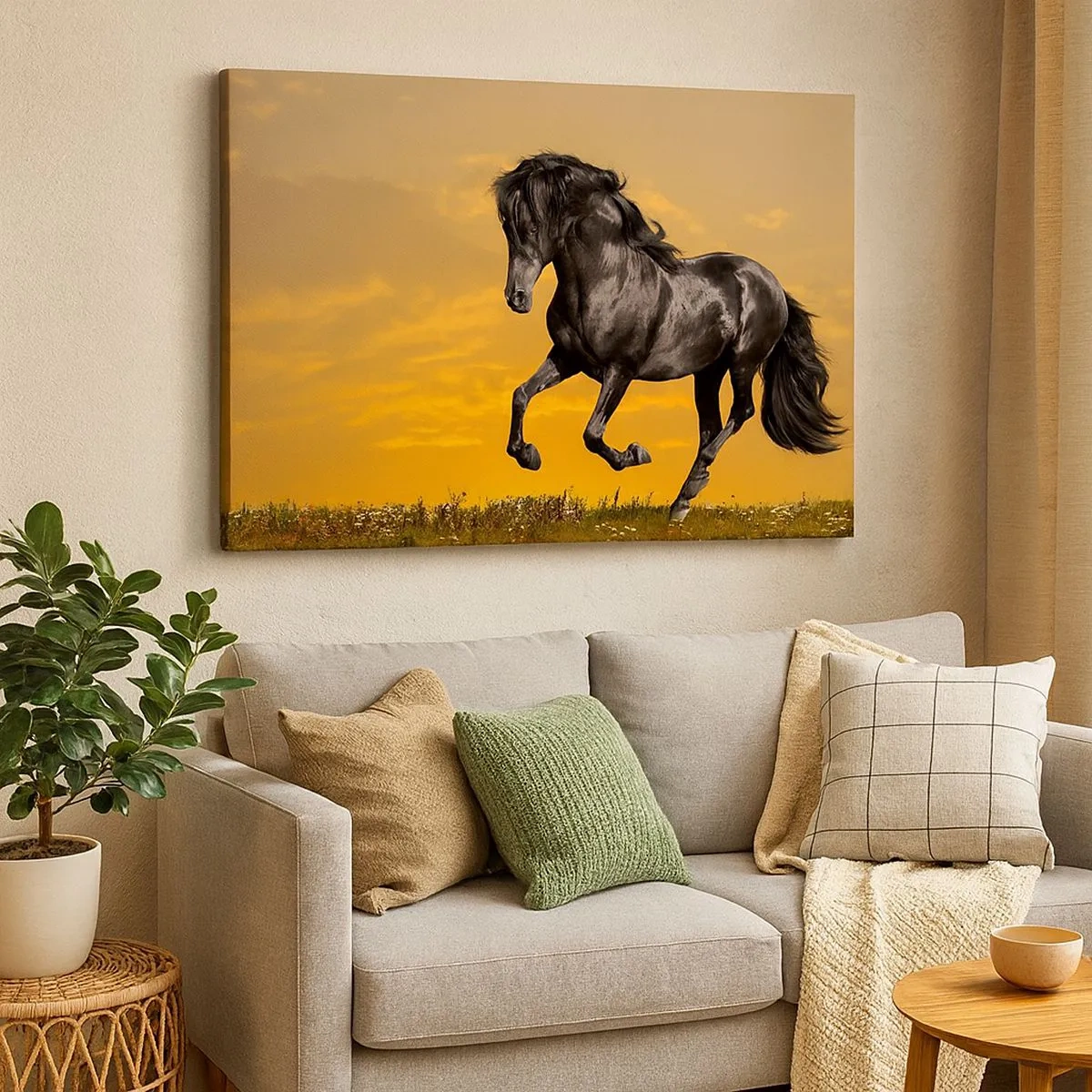 Bild auf Leinwand - Leinwandbild - Ein schwarzes Pferd galoppiert vor dem Hintergrund eines goldenen Sonnenuntergangs. - 70x50cm - Schön, frei und wild - Moderne Wanddekoration für Wohnzimmer und Schlafzimmer ARTTOR