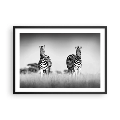 Poster in einem schwarzem Rahmen - Zwei Zebras in der Savanne im monochromen Stil - 70x50cm - Die Welt ist doch schwarz-weiß - Moderne Wanddekoration für Wohnzimmer und Schlafzimmer ARTTOR