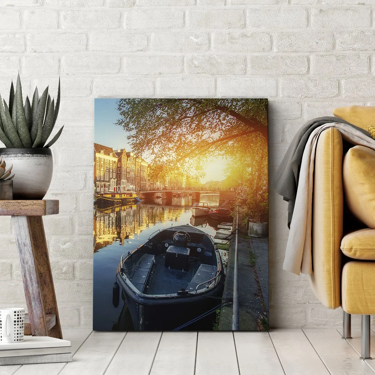 Bild auf Leinwand - Leinwandbild - Morgen in Amsterdam - 55x100 cm