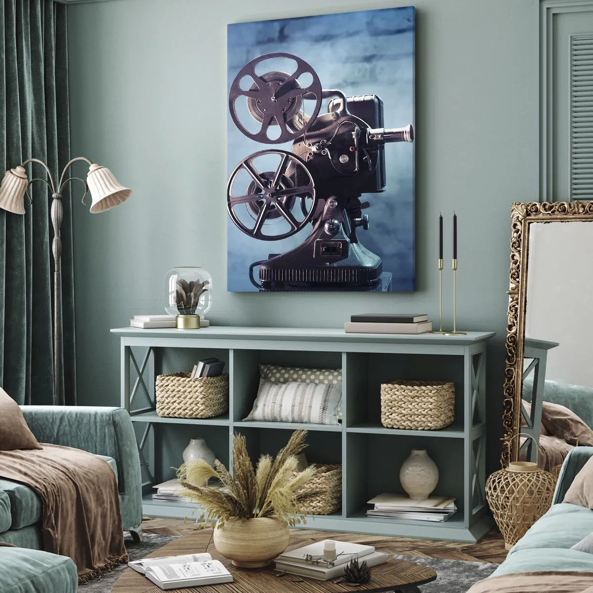 Bild auf Leinwand - Leinwandbild - Ein alter Filmprojektor wirft Licht vor einen blauen Hintergrund - 80x120cm - Im alten Kino - Moderne Wanddekoration für Wohnzimmer und Schlafzimmer ARTTOR