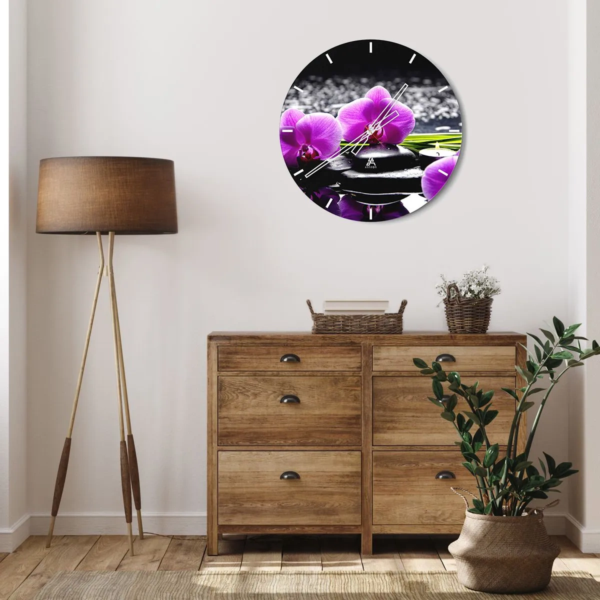 Wanduhr - Glasuhr - Lila Orchideen mit Steinen und einer Kerze auf dem Wasser - 30x30cm - In Ruhe ertrinken - Moderne Wanddekoration für Wohnzimmer, Küche und Schlafzimmer ARTTOR