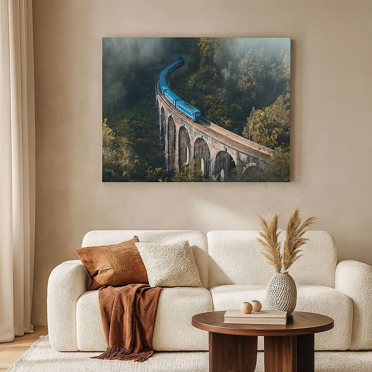 Bild auf Leinwand - Leinwandbild - Ein blauer Zug auf einem historischen Viadukt inmitten der Wälder - 70x50cm - Neigung zur Natur - Moderne Wanddekoration für Wohnzimmer und Schlafzimmer ARTTOR