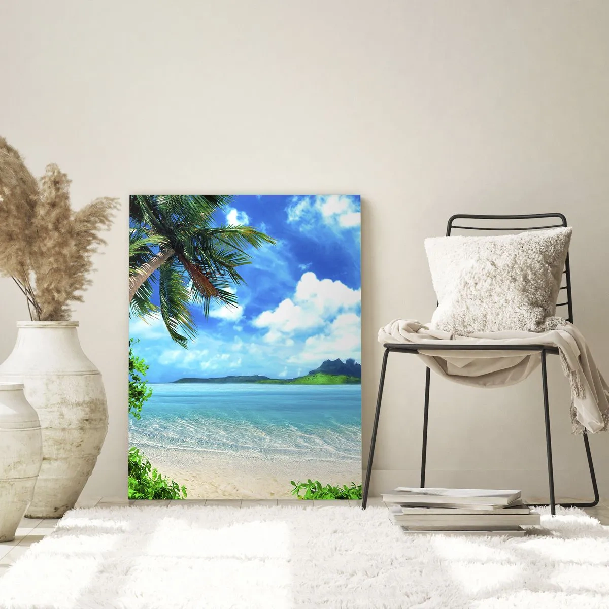 Glasbild - Bild auf glas - Ein tropischer Strand mit Palmen und Blick auf eine bergige Insel - 50x70cm - Das Azurblau der Tropen - Moderne Wanddekoration für Wohnzimmer und Schlafzimmer ARTTOR