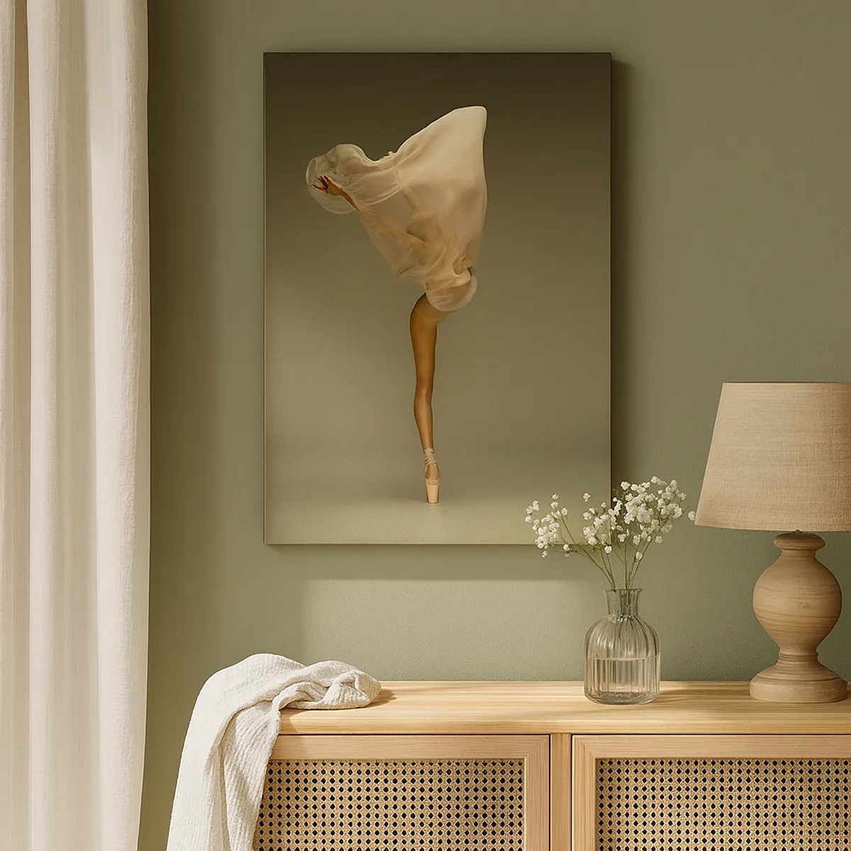 Bild auf Leinwand - Leinwandbild - Eine Tänzerin schwebt mit Stoff in der Luft - 50x70cm - Es wird bald auffliegen - Moderne Wanddekoration für Wohnzimmer und Schlafzimmer ARTTOR