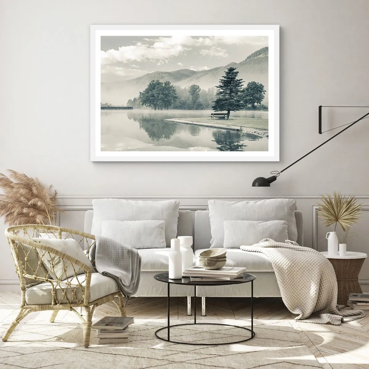 Poster in einem weißen Rahmen - Der See schläft noch - 100x70 cm