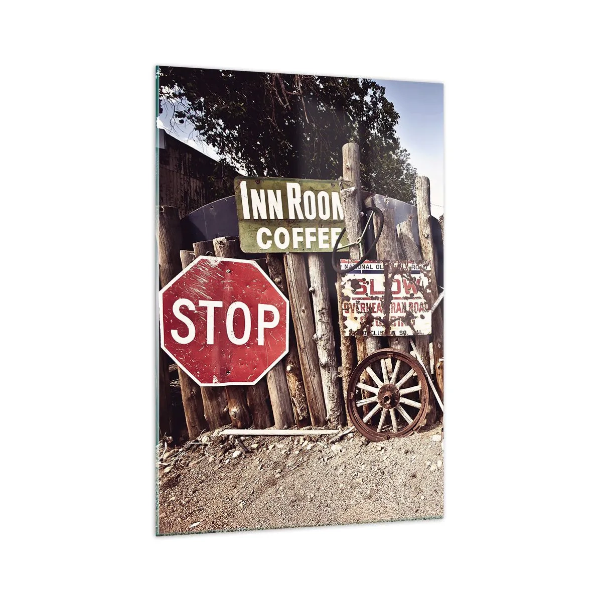 Glasbild - Bild auf glas - Rustikale Dekoration mit Schildern und einem Rad am Zaun - 70x100cm - Und die Zeit ist stehen geblieben - Moderne Wanddekoration für Wohnzimmer und Schlafzimmer ARTTOR