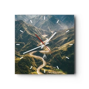 Wanduhr - Glasuhr - Eine Berglandschaft mit einer kurvenreichen Straße zwischen grünen Hügeln - 30x30cm - Direkt aus dem Herzen der Berge - Moderne Wanddekoration für Wohnzimmer und Schlafzimmer ARTTOR