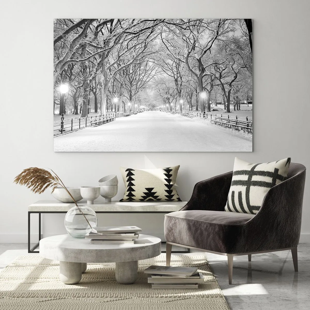 Glasbild - Bild auf glas - Winterbaumallee im Park mit Lichtern und Schnee - 120x80cm - Vier Jahreszeiten - Winter - Moderne Wanddekoration für Wohnzimmer und Schlafzimmer ARTTOR