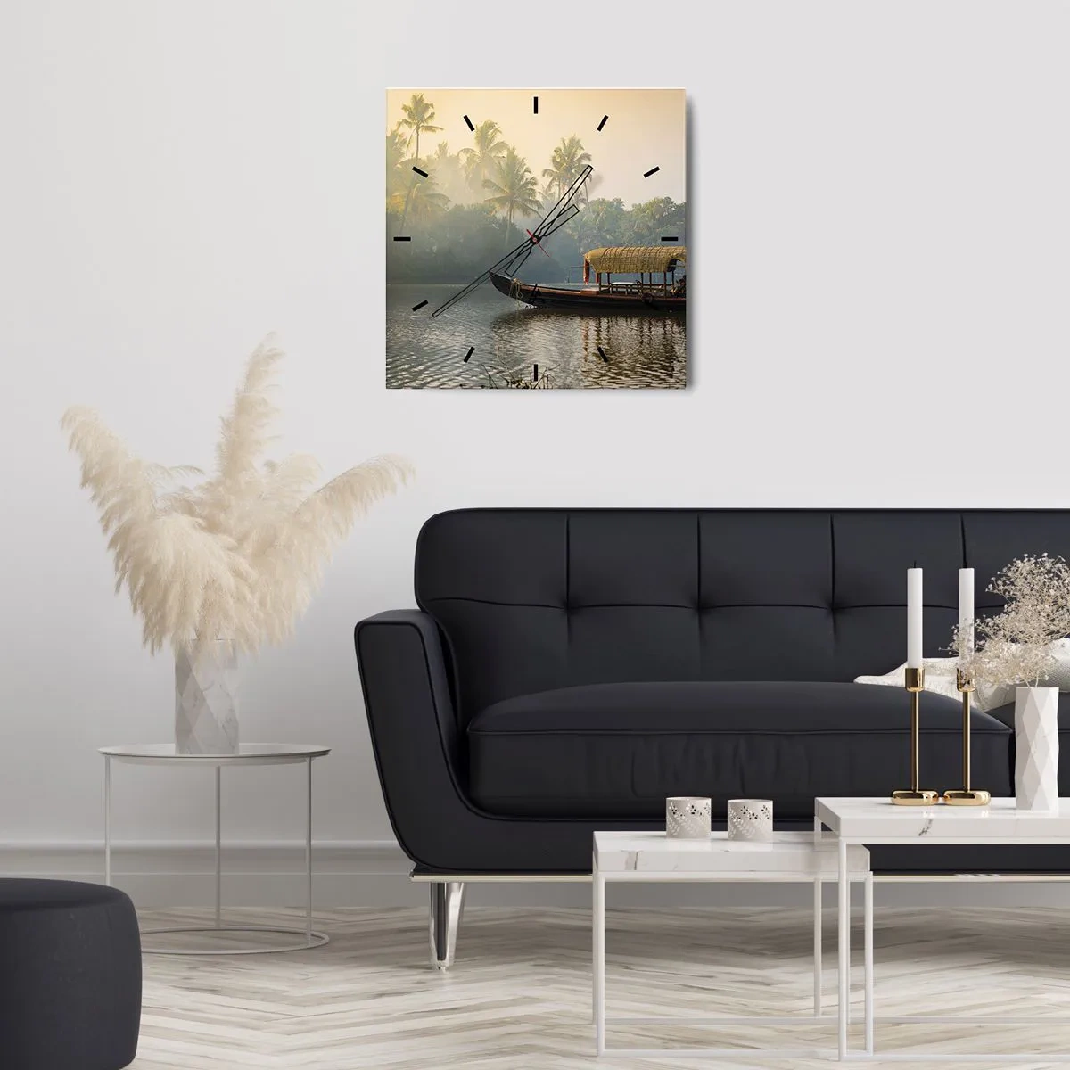 Wanduhr - Glasuhr - Ein traditionelles Boot auf einem ruhigen Fluss zwischen Palmen - 30x30cm - Haus am Fluss - Moderne Wanddekoration für Wohnzimmer und Schlafzimmer ARTTOR