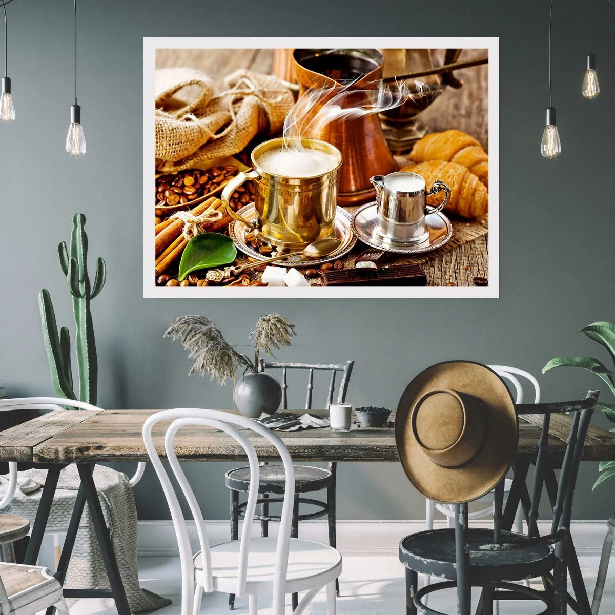 Poster - Eine goldene Tasse Kaffee, umgeben von Bohnen, Krügen und Croissants - 100x70cm - Schönen Tag noch! - Moderne Wanddekoration für Wohnzimmer und Schlafzimmer ARTTOR