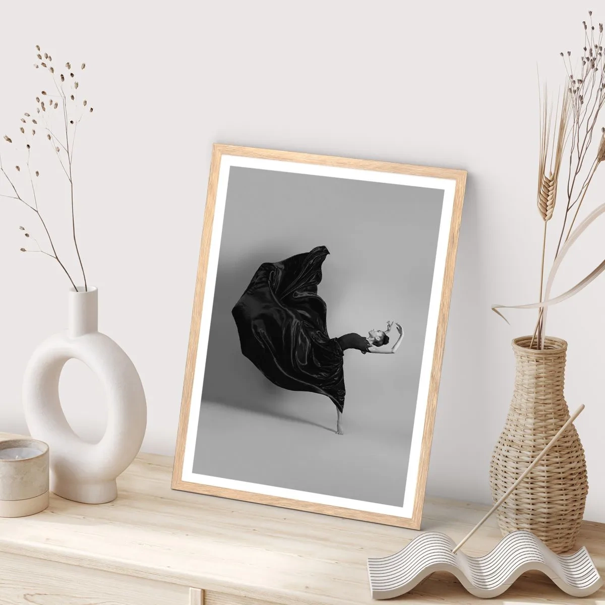 Poster in einem Rahmen aus heller Eiche - Beflügelt durch die Musik - 50x70 cm