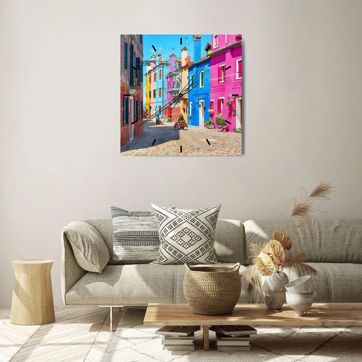 Wanduhr - Glasuhr - Bunte Gebäude in einer engen Stadtstraße - 30x30cm - Städtchen "Zu Papageien" - Moderne Wanddekoration für Wohnzimmer und Schlafzimmer ARTTOR