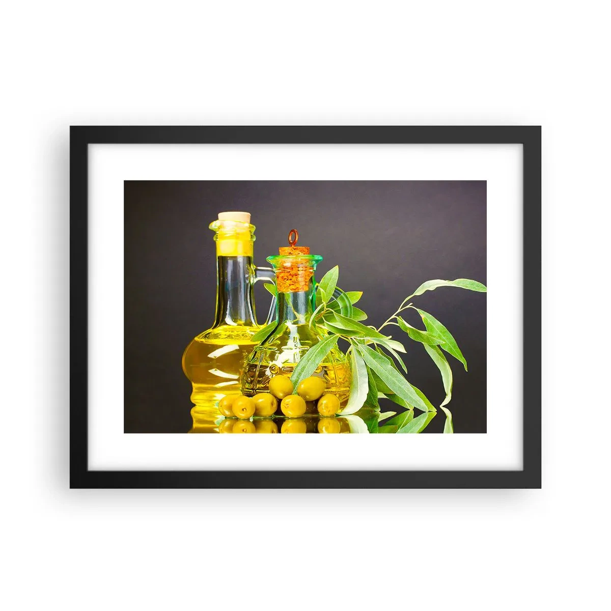 Poster in einem schwarzem Rahmen - Stillleben mit Oliven und Olivenöl - 40x30 cm
