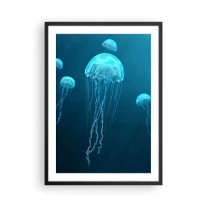 Poster in einem schwarzem Rahmen - Quallen schwimmen im blauen Ozeanwasser - 50x70cm - Ozeantanz - Moderne Wanddekoration für Wohnzimmer und Schlafzimmer ARTTOR