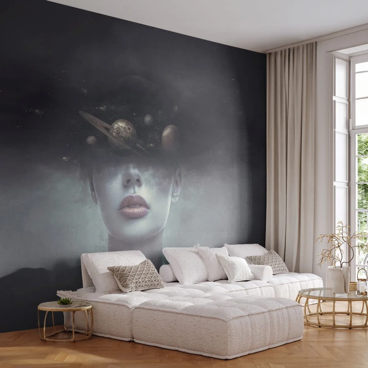 Fototapete Premium Sand - Geheimnisvolles Frauenporträt mit Planeten im Nebel - 100x70cm - Und die Planeten spielen verrückt ... - Moderne Wanddekoration für Wohnzimmer und Schlafzimmer ARTTOR
