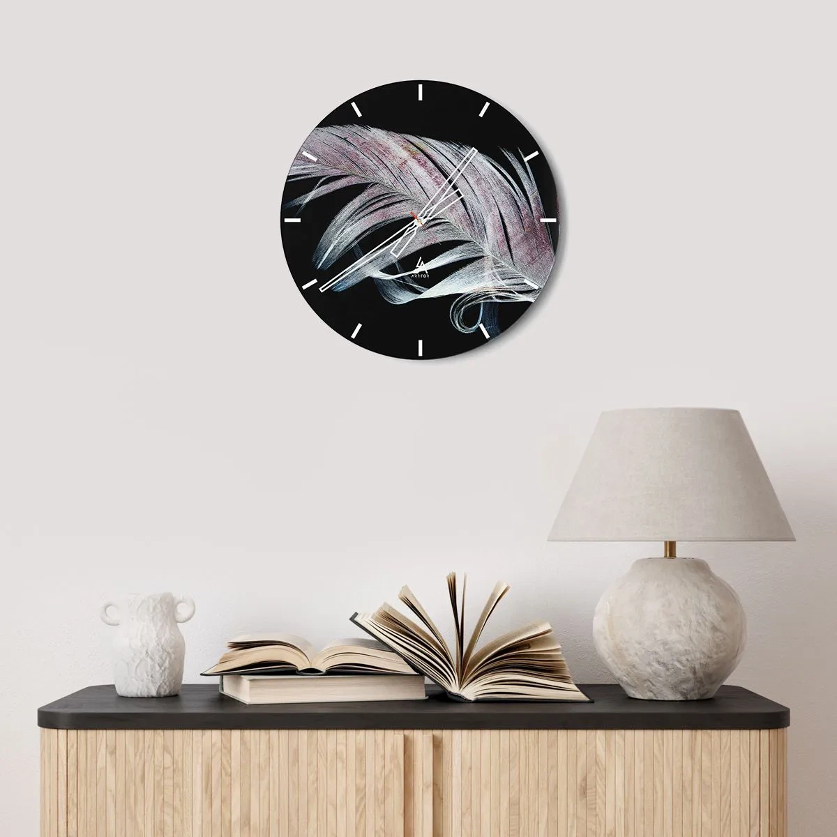 Wanduhr - Glasuhr - Eine zarte Feder in Pastellfarben auf schwarzem Hintergrund - 30x30cm - Denke an Berührung - Moderne Wanddekoration für Wohnzimmer, Küche und Schlafzimmer ARTTOR