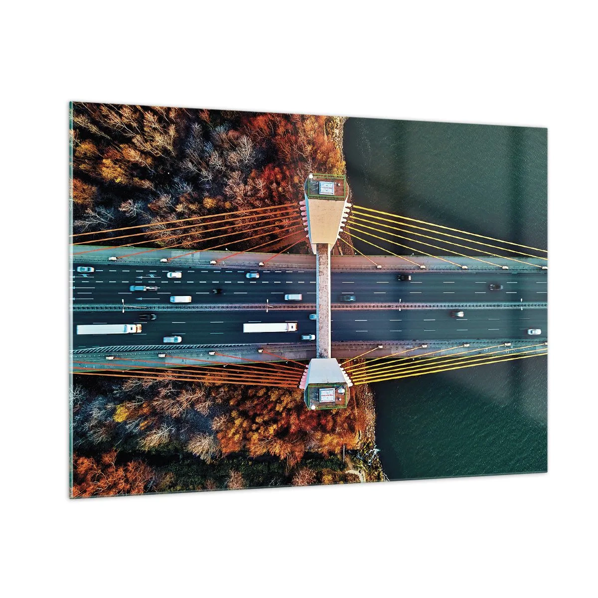 Glasbild - Bild auf glas - Luftaufnahme der Brücke mit symmetrischer Anordnung von Kabeln und Wagen - 100x70cm - Jenseits der Gewässer, jenseits der Wälder - Moderne Wanddekoration für Wohnzimmer und Schlafzimmer ARTTOR