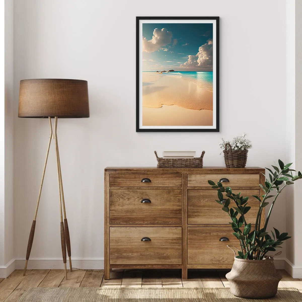 Poster in einem schwarzem Rahmen - Ein Strand mit türkisfarbenem Wasser, zarten Wolken und Sand - 50x70cm - Erträumter Tag - Moderne Wanddekoration für Wohnzimmer und Schlafzimmer ARTTOR