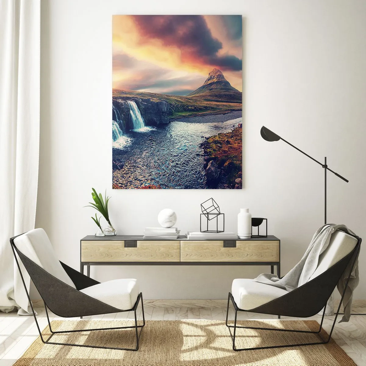 Glasbild - Bild auf glas - Blick auf den Wasserfall und die Berge im Licht der untergehenden Sonne - 70x100cm - In der Majestät der Natur - Moderne Wanddekoration für Wohnzimmer und Schlafzimmer ARTTOR