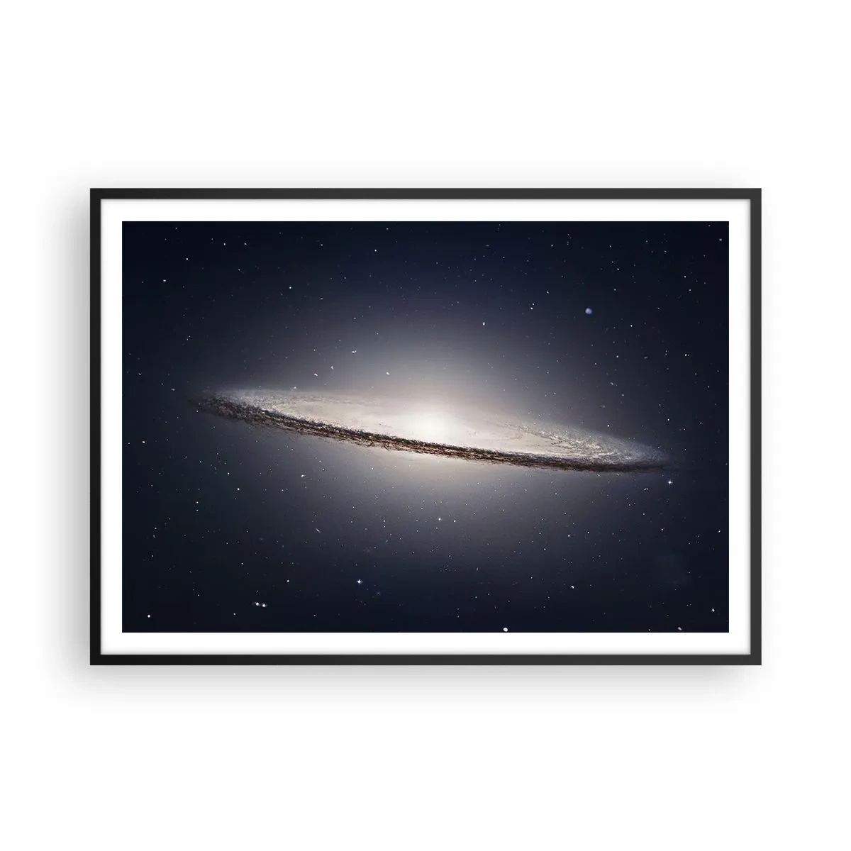 Poster in einem schwarzem Rahmen - Eine Spiralgalaxie vor dem Hintergrund des Sternenraums - 100x70cm - Vor langer Zeit in einer weit entfernten Galaxie ... - Moderne Wanddekoration für Wohnzimmer und Schlafzimmer ARTTOR
