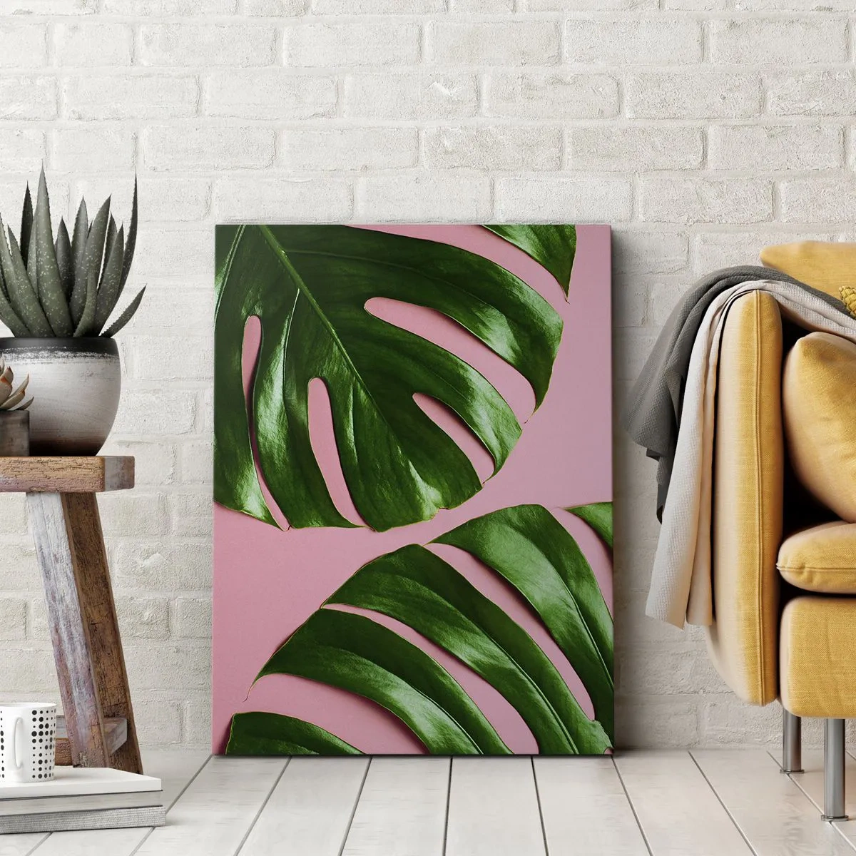 Bild auf Leinwand - Leinwandbild - Grüne Monstera-Blätter auf rosa Hintergrund - 50x70cm - Rendezvous im Grünen - Moderne Wanddekoration für Wohnzimmer und Schlafzimmer ARTTOR