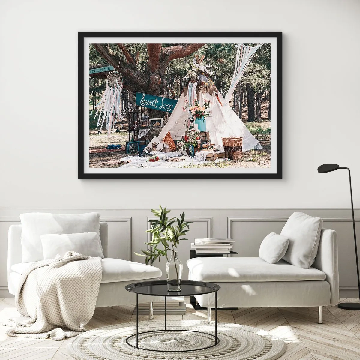 Poster in einem schwarzem Rahmen - Boho-Dekoration mit einem Tipi im Wald - 70x50cm - Liebe machen ... - Moderne Wanddekoration für Wohnzimmer und Schlafzimmer ARTTOR