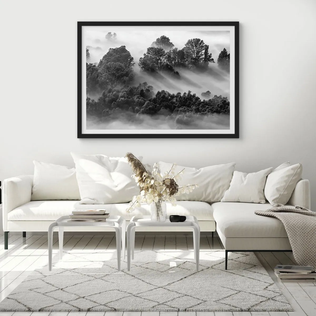 Poster in einem schwarzem Rahmen - Schwarz-weiße Waldlandschaft im Morgennebel - 70x50cm - Aufstehend aus dem Schlaf - Moderne Wanddekoration für Wohnzimmer und Schlafzimmer ARTTOR