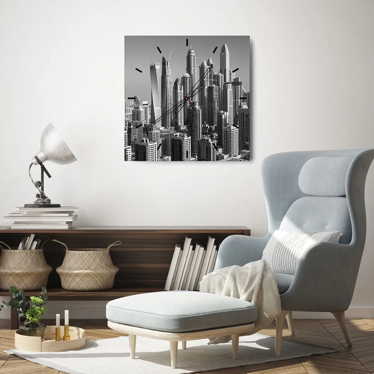 Wanduhr - Glasuhr - Panorama moderner Wolkenkratzer in monochromen Tönen - 30x30cm - Stadt in der Wüste - Moderne Wanddekoration für Wohnzimmer und Schlafzimmer ARTTOR