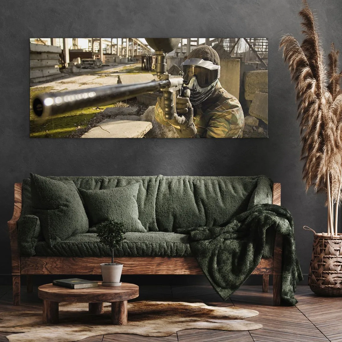 Bild auf Leinwand - Leinwandbild - Ein Paintball-Spieler in Tarnkleidung zielt mit einem Markierer - 140x50cm - Auch du kannst ein Held werden - Moderne Wanddekoration für Wohnzimmer und Schlafzimmer ARTTOR