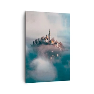 Bild auf Leinwand - Leinwandbild - Eine malerische Insel mit einer im Nebel verborgenen Kirche - 70x100cm - Trauminsel - Moderne Wanddekoration für Wohnzimmer und Schlafzimmer ARTTOR