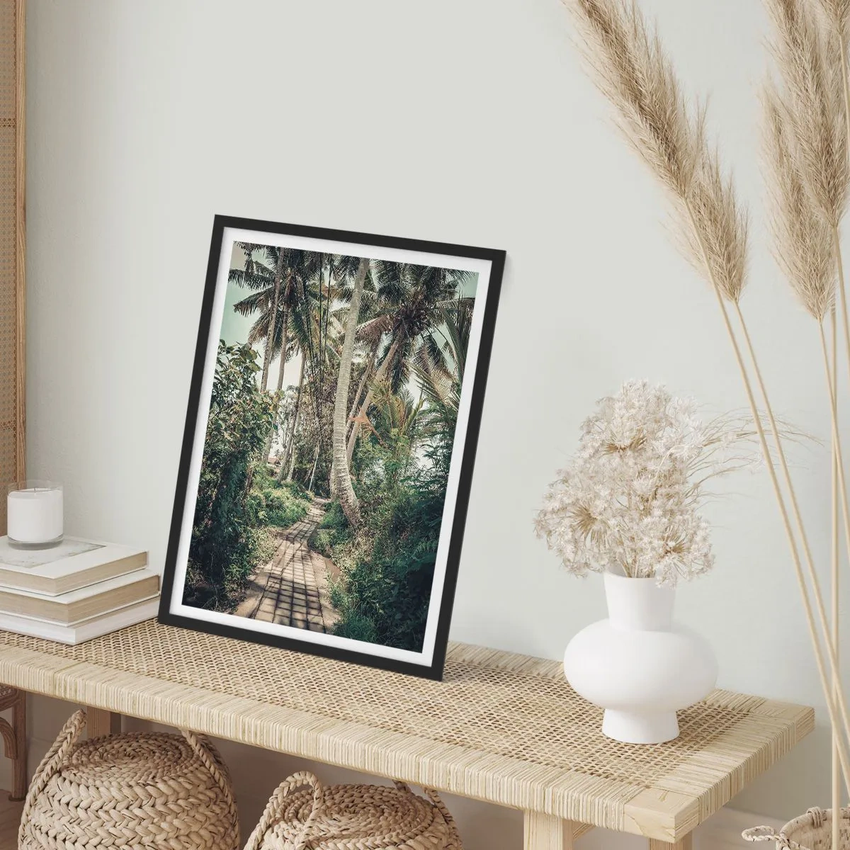 Poster in einem schwarzem Rahmen - Palmenallee - 61x91 cm