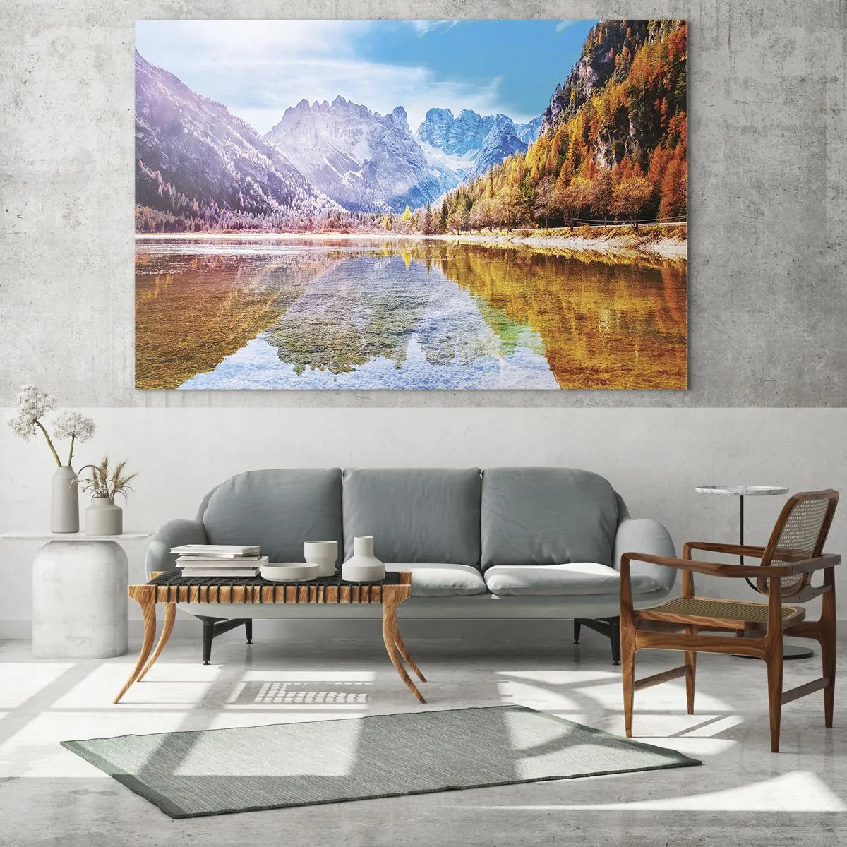 Glasbild - Bild auf glas - Herbstliche Berge spiegeln sich im See, umgeben von bunten Bäumen - 120x80cm - Und in den Bergen ist es schon Herbst - Moderne Wanddekoration für Wohnzimmer und Schlafzimmer ARTTOR