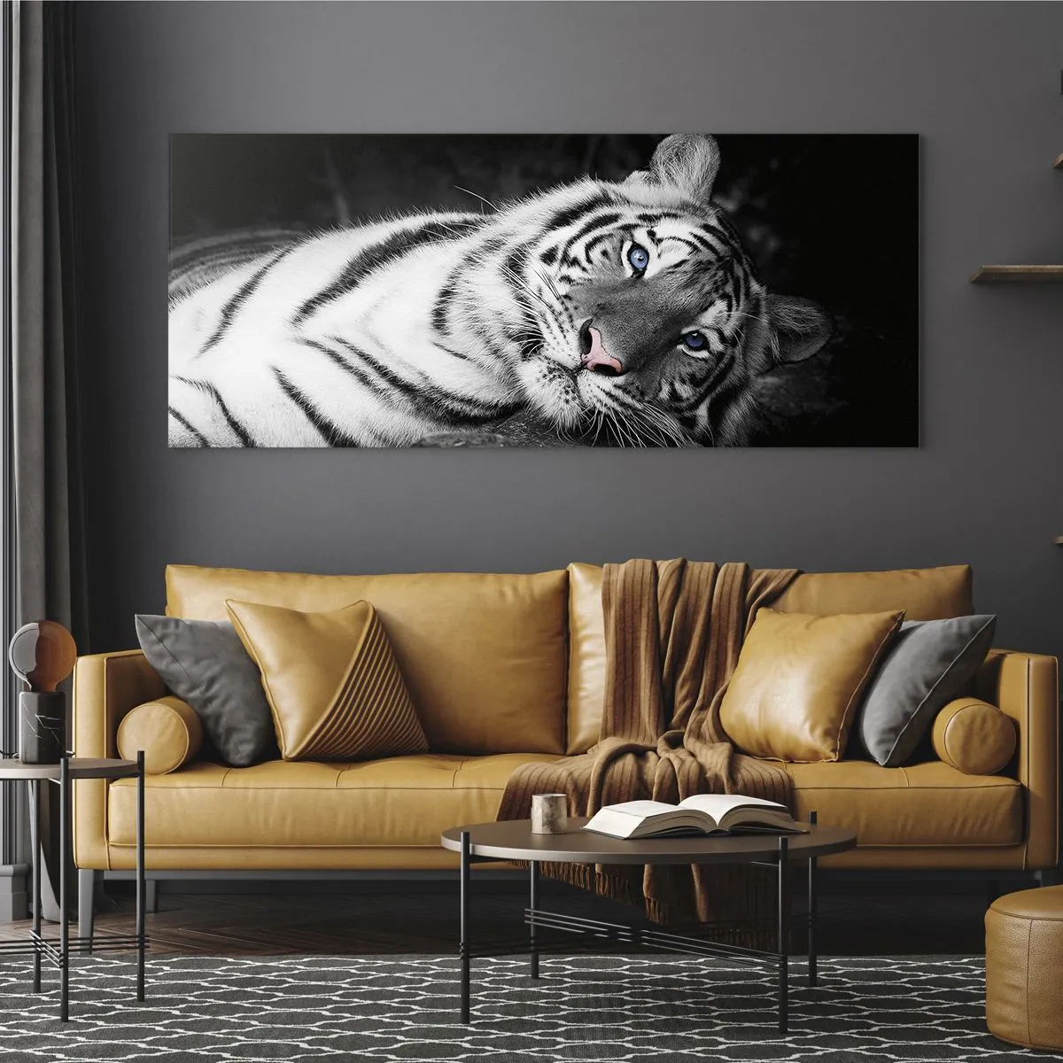 Glasbild - Bild auf glas - Ein künstlerisch gestalteter weißer Tiger vor schwarzem Hintergrund - 120x50cm - Wildnis und Frieden - Moderne Wanddekoration für Wohnzimmer und Schlafzimmer ARTTOR