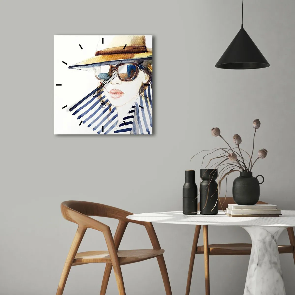 Wanduhr - Glasuhr - Porträt einer Frau mit Hut und Sonnenbrille - 30x30cm - Florida heißt Sie willkommen! - Moderne Wanddekoration für Wohnzimmer und Schlafzimmer ARTTOR