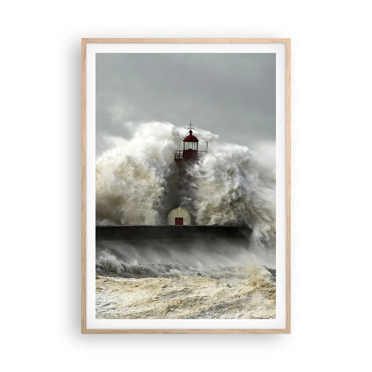 Poster in einem Rahmen aus heller Eiche - Die Wut des Ozeans - 70x100 cm