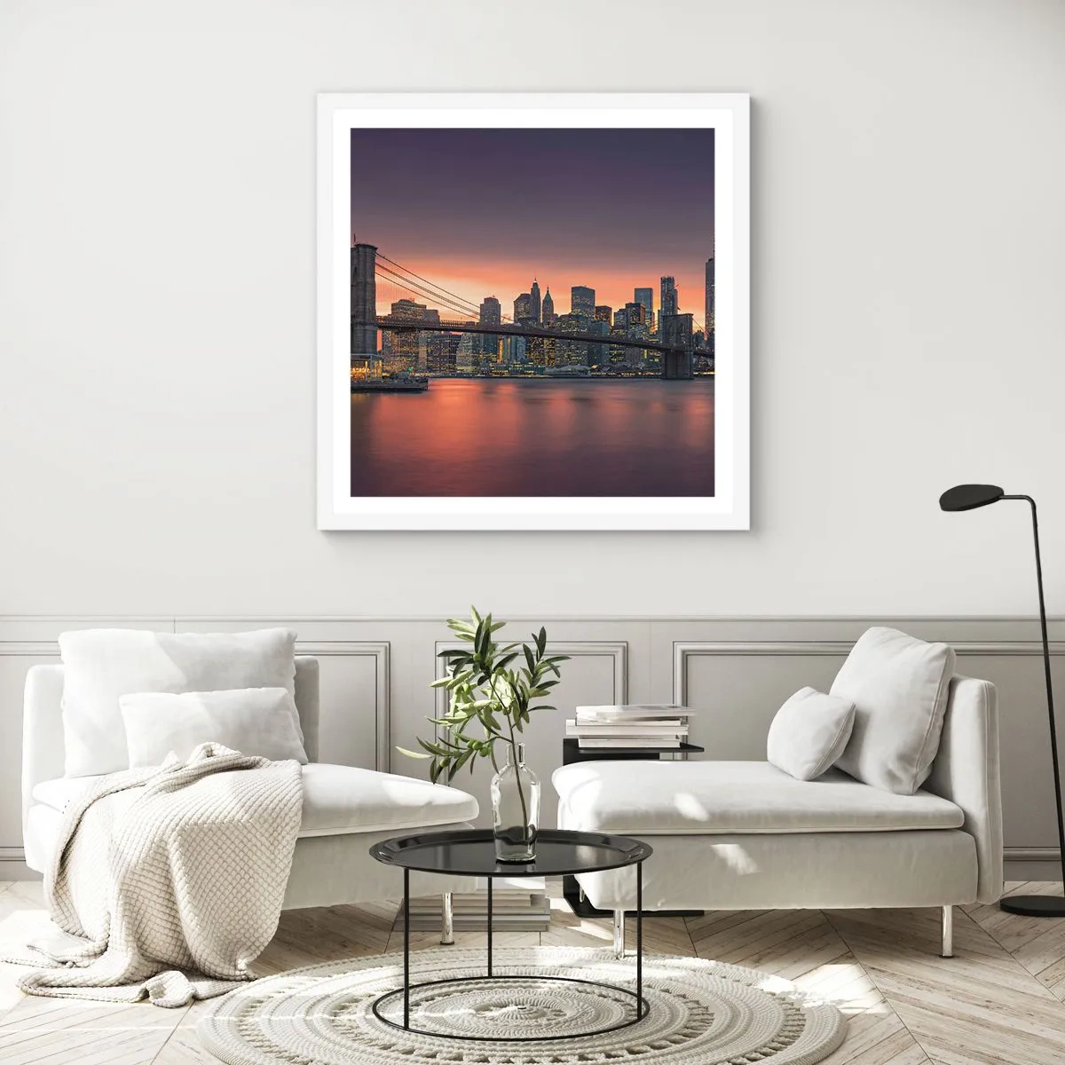 Poster in einem weißen Rahmen - Eingetaucht in lila Stille - 30x30 cm