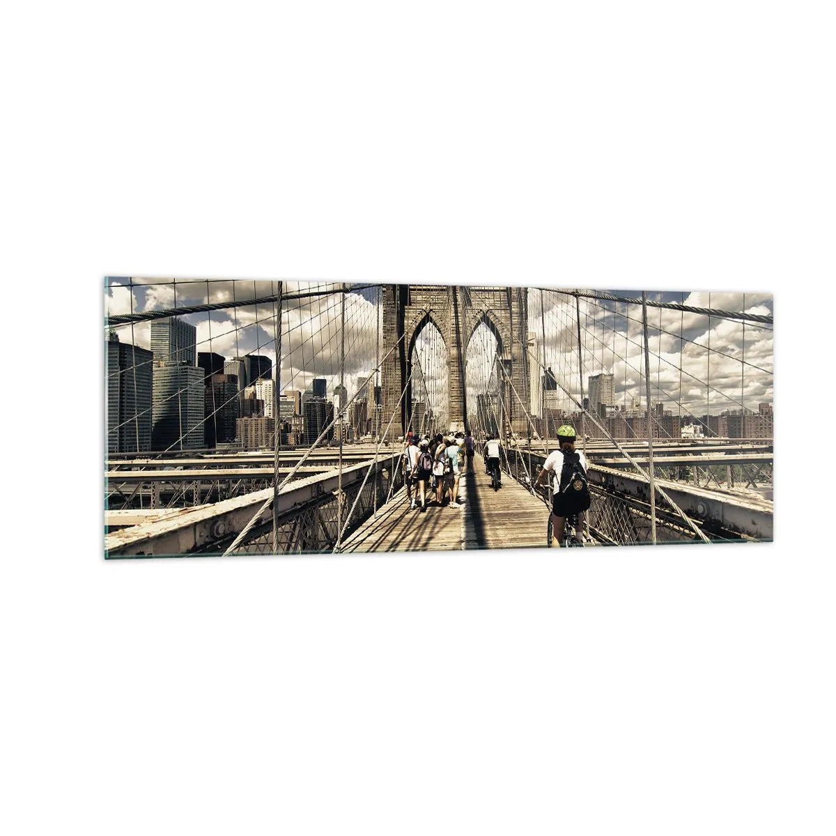 Glasbild - Bild auf glas - Brooklyn Bridge mit Blick auf Fußgänger und Radfahrer - 140x50cm - Direkt ins Herz der Stadt - Moderne Wanddekoration für Wohnzimmer und Schlafzimmer ARTTOR