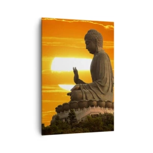 Bild auf Leinwand - Leinwandbild - Eine buddhistische Statue vor dem Hintergrund eines orangefarbenen Sonnenuntergangs - 70x100cm - Keine Angst vor der Welt - Moderne Wanddekoration für Wohnzimmer und Schlafzimmer ARTTOR