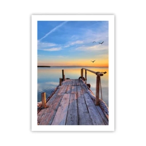 Poster - Ein Pier bei Sonnenuntergang über einem ruhigen See - 50x70cm - Lauf direkt der Sonne entgegen - Moderne Wanddekoration für Wohnzimmer und Schlafzimmer ARTTOR