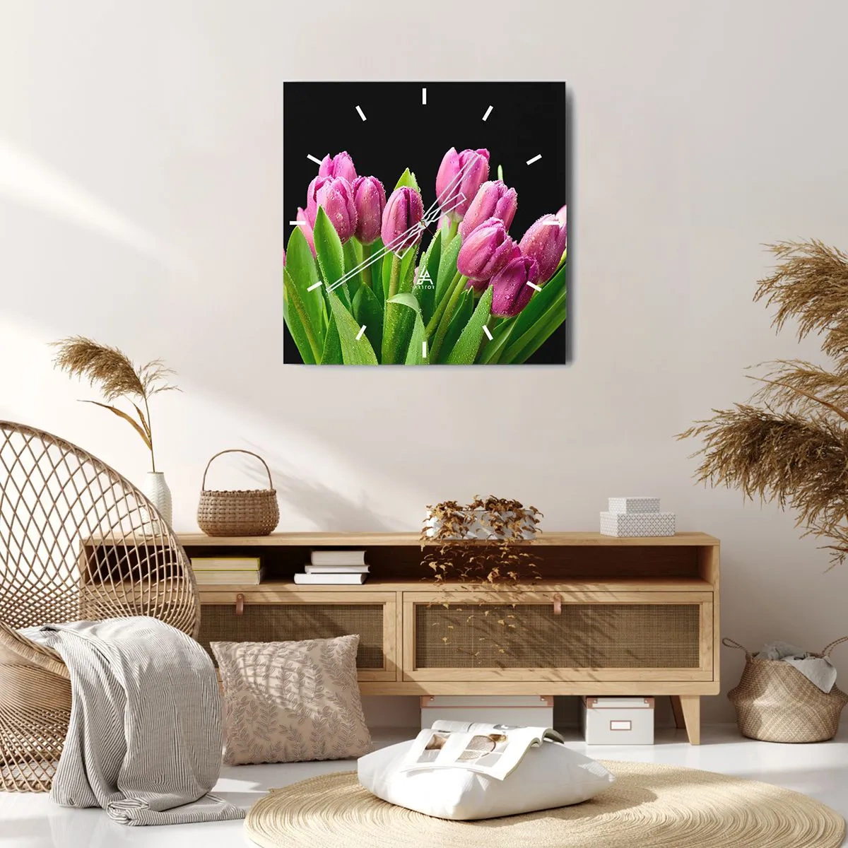 Wanduhr - Glasuhr - Rosa Tulpen mit Tautropfen auf schwarzem Hintergrund - 30x30cm - Lila Frühlingsfreude - Moderne Wanddekoration für Wohnzimmer und Schlafzimmer ARTTOR