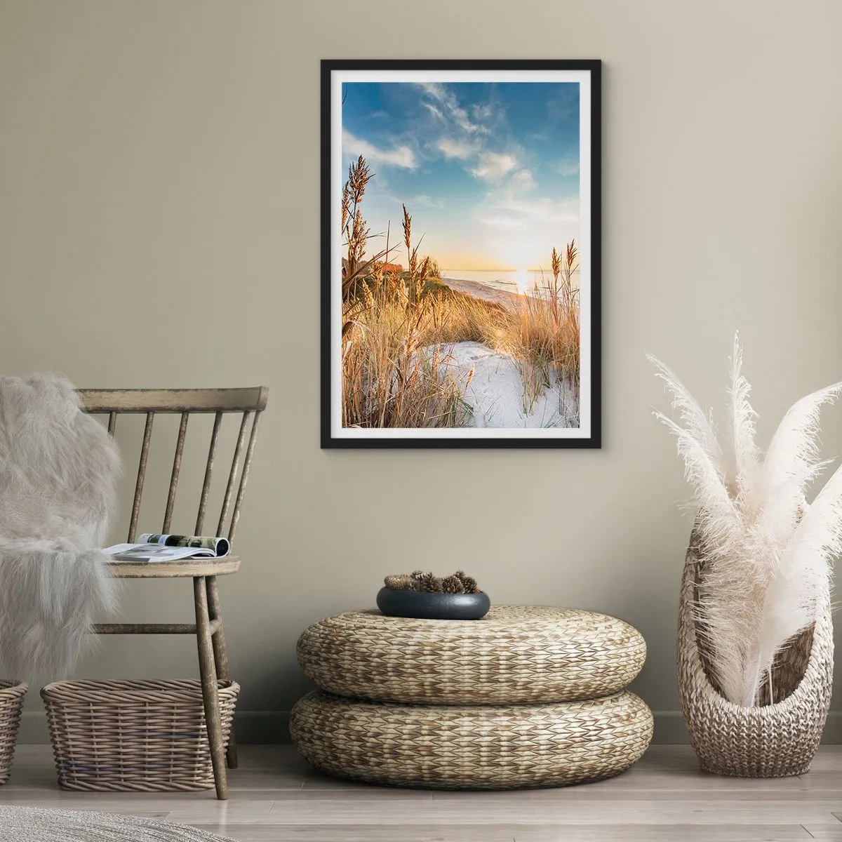 Poster in einem schwarzem Rahmen - Sonnige Strandlandschaft mit Gräsern auf den Dünen - 50x70cm - Nordstrand - Moderne Wanddekoration für Wohnzimmer und Schlafzimmer ARTTOR