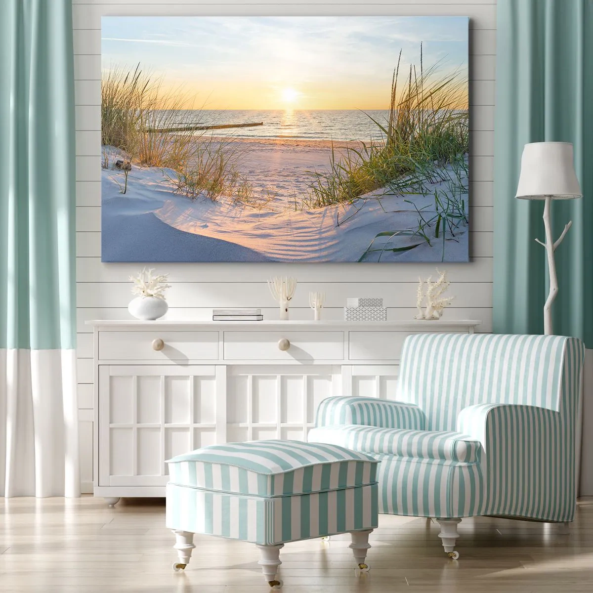 Bild auf Leinwand - Leinwandbild - Ein Sandstrand mit Blick auf den Sonnenuntergang über dem Meer - 70x50cm - Das Rauschen des Meeres, der Gesang der Vögel, ein wilder Strand im Gras ... - Moderne Wanddekoration für Wohnzimmer und Schlafzimmer ARTTOR