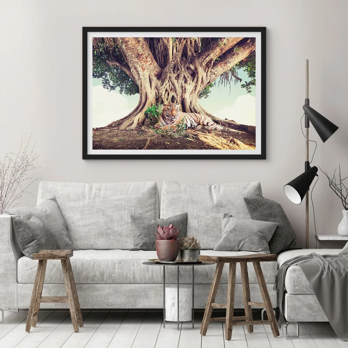 Poster in einem schwarzem Rahmen - Ein Tiger ruht unter einem ausladenden Baum - 70x50cm - Blick aus dem Buch Genesis - Moderne Wanddekoration für Wohnzimmer und Schlafzimmer ARTTOR