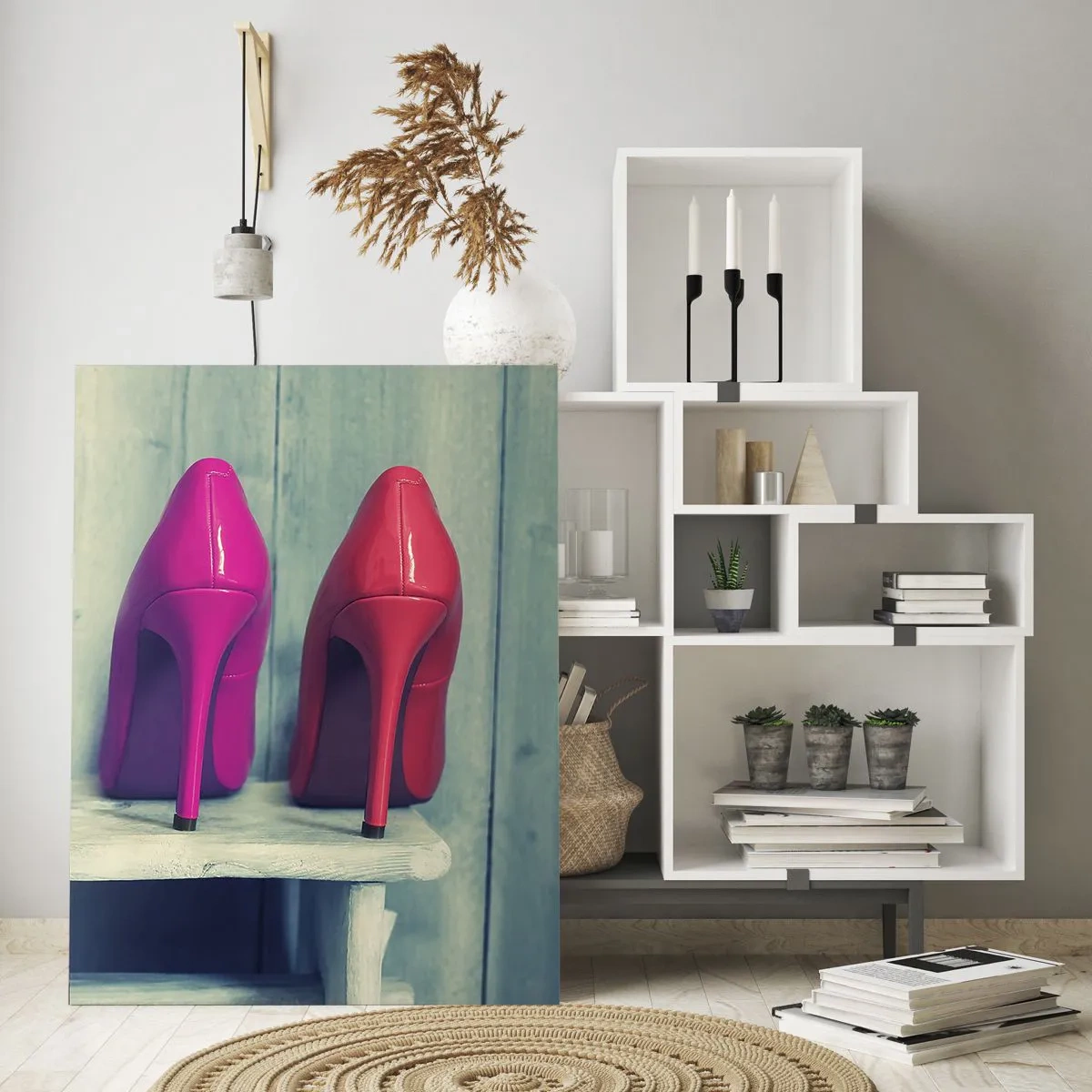 Glasbild - Bild auf glas - Bunte High Heels vor einer Holzwand - 80x120cm - Spazierengehen auf dem Regenbogen - Moderne Wanddekoration für Wohnzimmer und Schlafzimmer ARTTOR