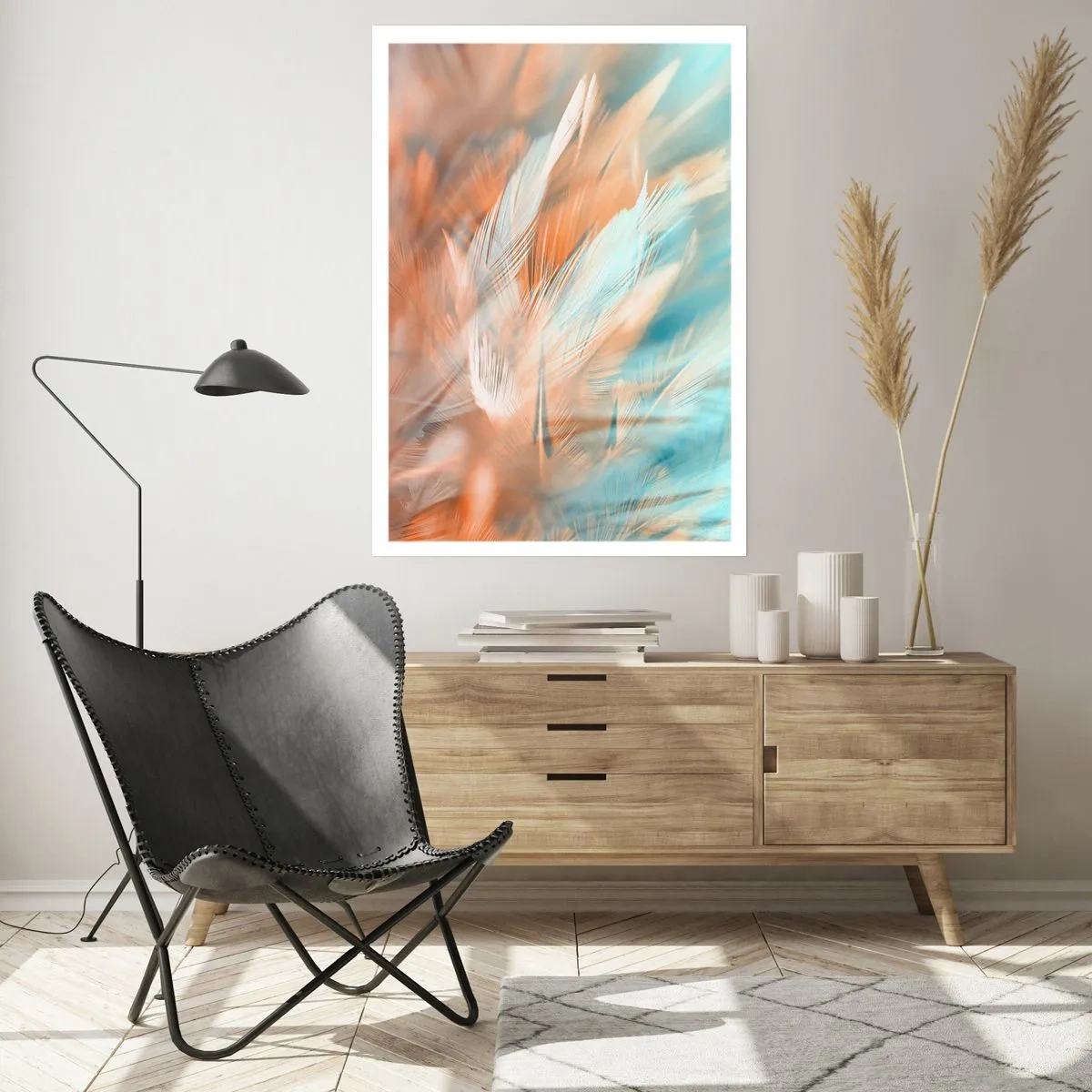 Poster - Zarte Federn in Blau- und Pfirsichtönen - 50x70cm - Im Land der Sanftmut - Moderne Wanddekoration für Wohnzimmer und Schlafzimmer ARTTOR