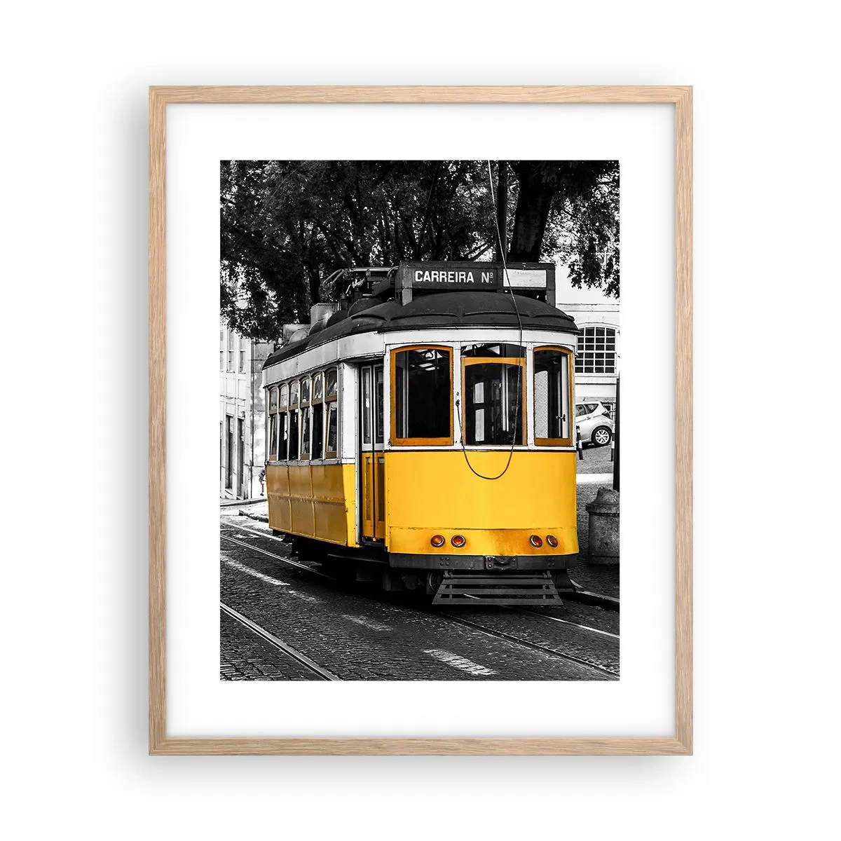 Poster in einem Rahmen aus heller Eiche - Und Fado im Hintergrund - 40x50 cm