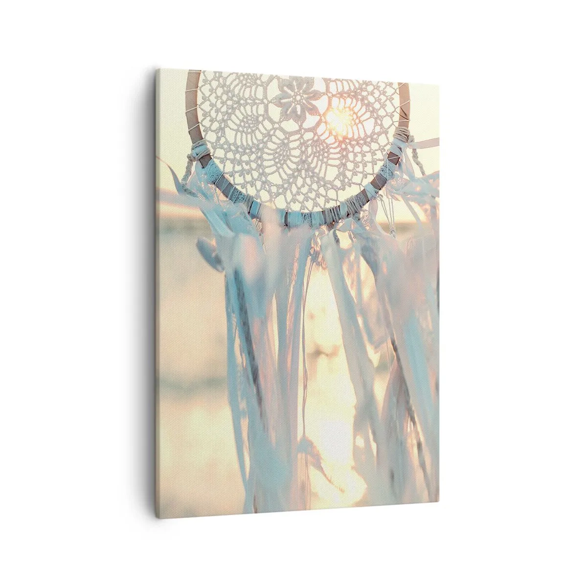Bild auf Leinwand - Leinwandbild - Ein zarter Traumfänger vor dem Hintergrund der untergehenden Sonne - 50x70cm - Totem aus Spitze - Moderne Wanddekoration für Wohnzimmer und Schlafzimmer ARTTOR