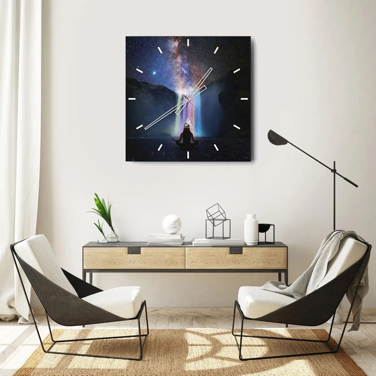 Wanduhr - Glasuhr - Meditation vor einem Wasserfall inmitten der Sterne - 30x30cm - Absolute Harmonie - Moderne Wanddekoration für Wohnzimmer und Schlafzimmer ARTTOR