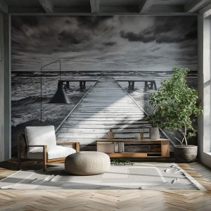 Fototapete Premium Sand - Holzsteg in Schwarz und Weiß - 100x70cm - Ich warte darauf, dass der Wind wegjagt... - Moderne Wanddekoration für Wohnzimmer und Schlafzimmer ARTTOR
