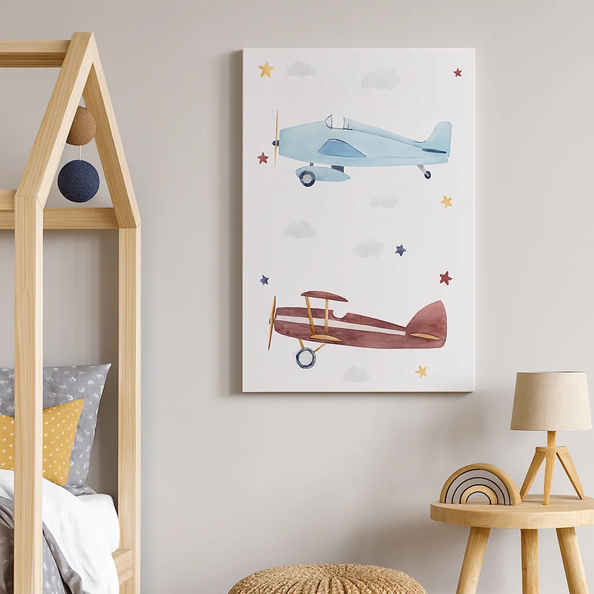 Bild auf Leinwand - Leinwandbild - Handbemalte Flugzeuge vor einem Hintergrund aus Wolken und Sternen - 50x70cm - Wir warten, Herr Pilot! - Moderne Wanddekoration für Wohnzimmer und Schlafzimmer ARTTOR